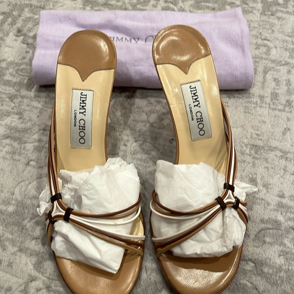 JIMMY CHOO TAN HEELS, Size 38 1/2.